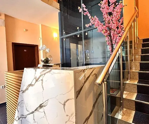 מלון Penelope פרימורסקו