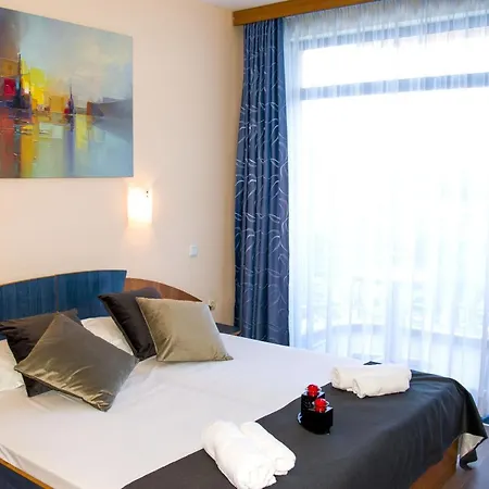 ホテル Penelope プリモルスコ