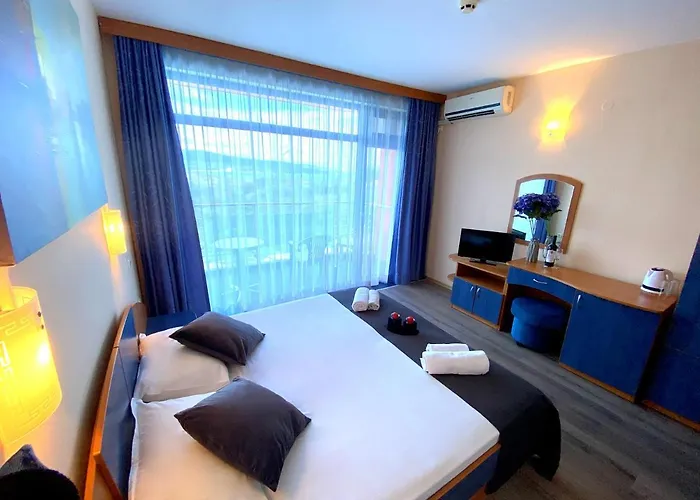 Penelope 3* Πριμόρσκο